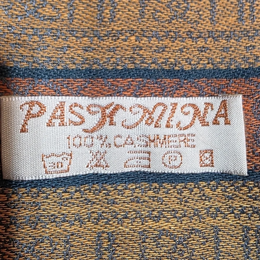 100% CASHMERE PASHMINA SHAWL WRAP SCARF WITH FRINGE ELEPHANT MOTIF